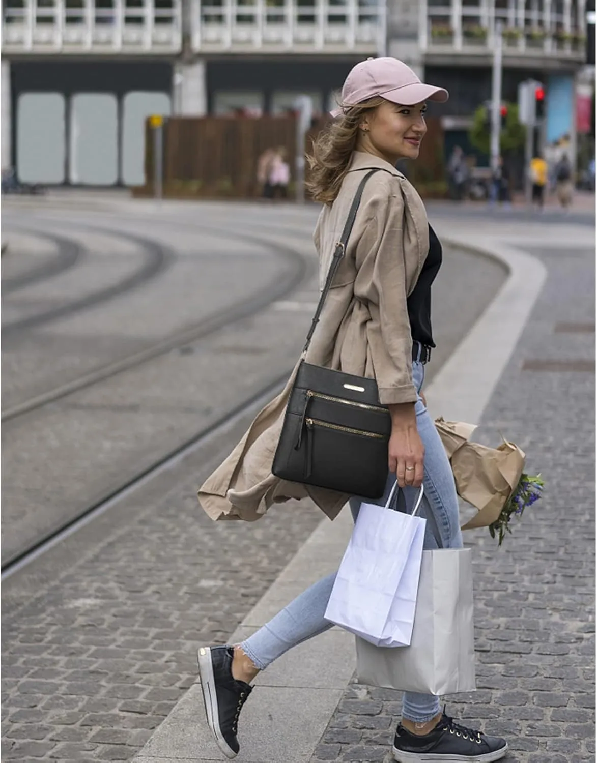 BOSTANTEN Crossbody Bags for Women Trendy Vegan Leather Purse Designer Shoulder Handbags with Adjustable Strap Zipper Pocket