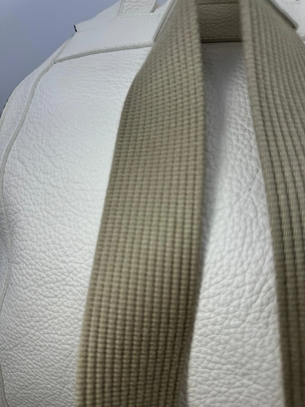 BOTTEGA VENETA CALFSKIN LETEAR DRAWSTRING BACKPACK