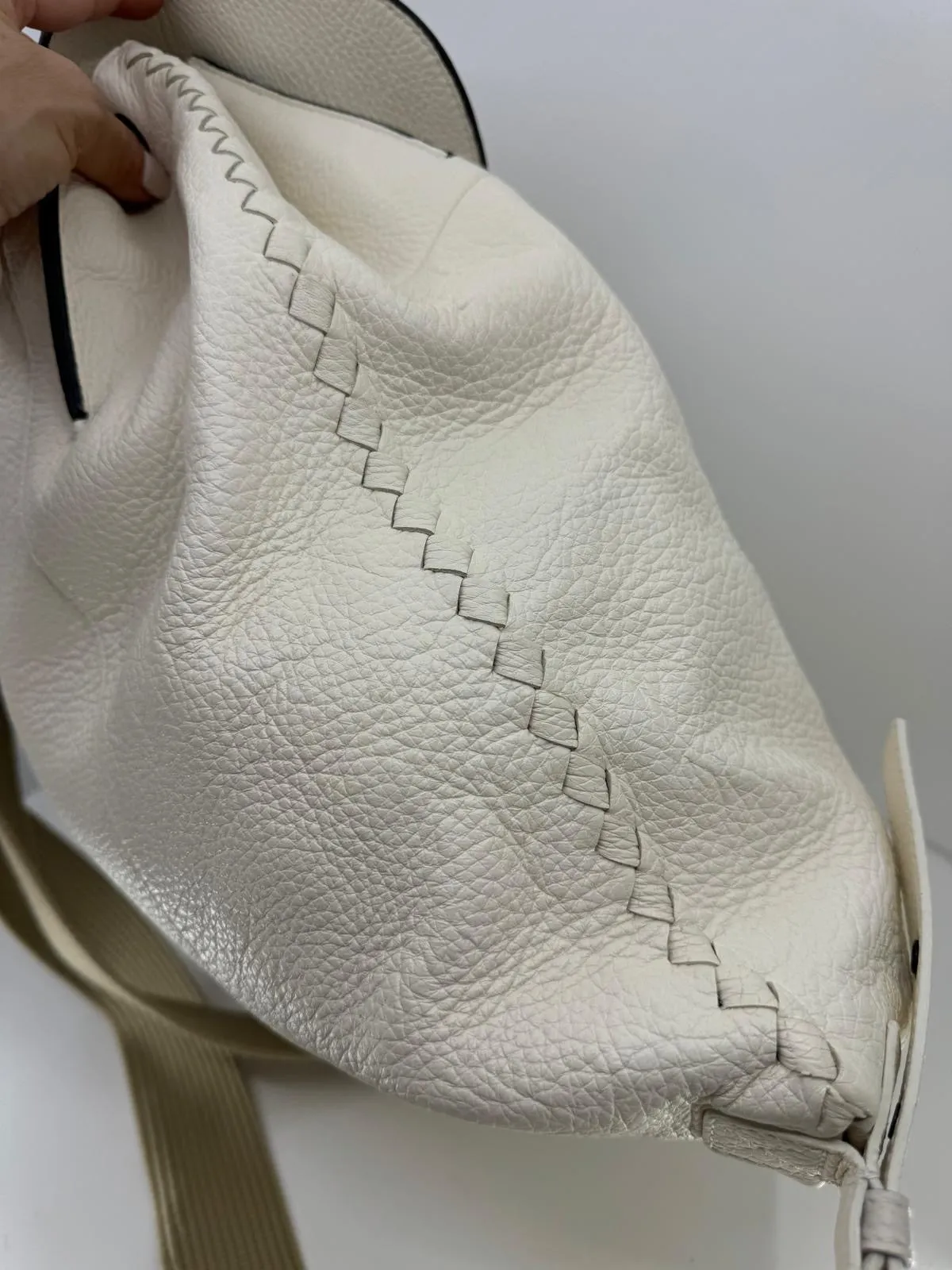 BOTTEGA VENETA CALFSKIN LETEAR DRAWSTRING BACKPACK