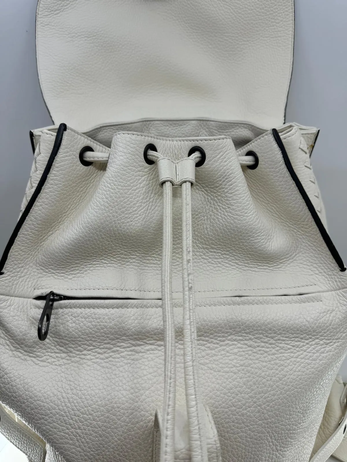 BOTTEGA VENETA CALFSKIN LETEAR DRAWSTRING BACKPACK