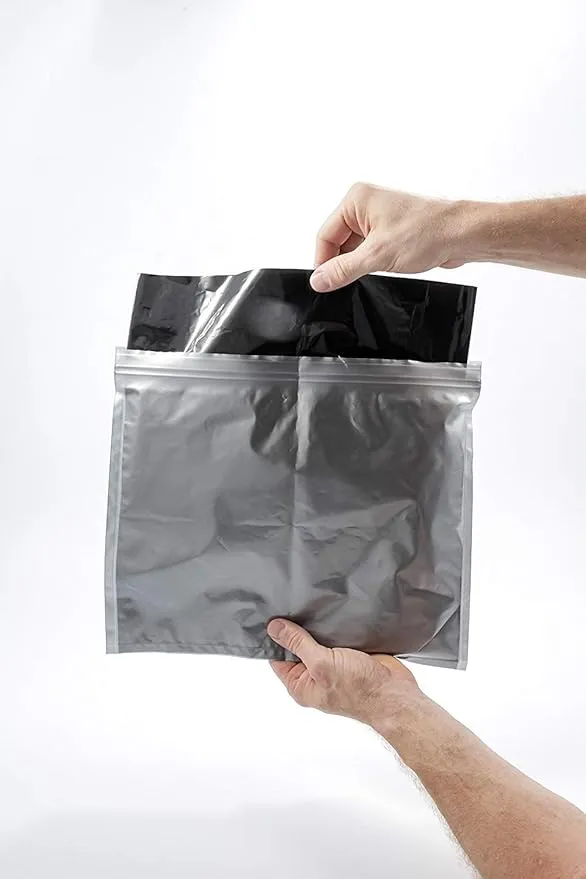 Camco Toilet Waste Bags - Features Biodegradable Powder & Leak Proof Double Bag Design - Great for Camping, RVing, Hiking, or Boating - 10-Pack (41548)