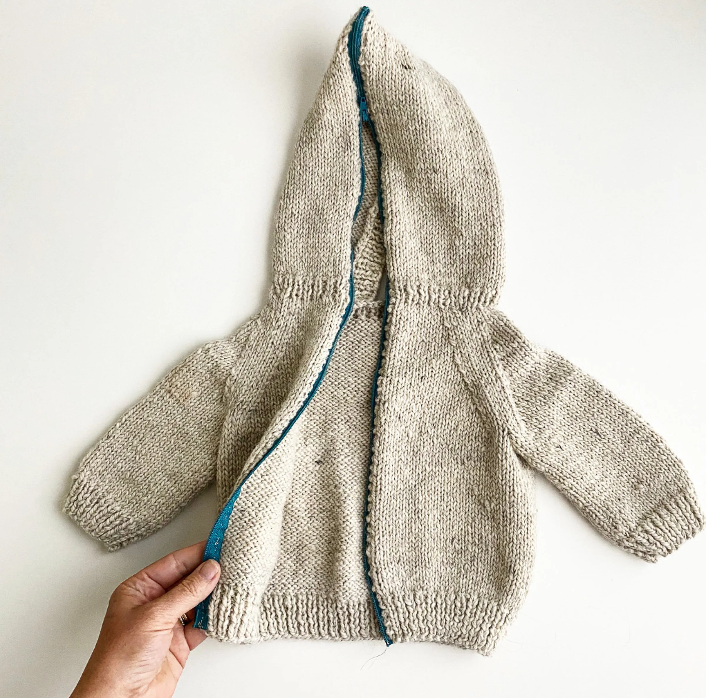 Cruz Hoody with Back Zipper Pattern