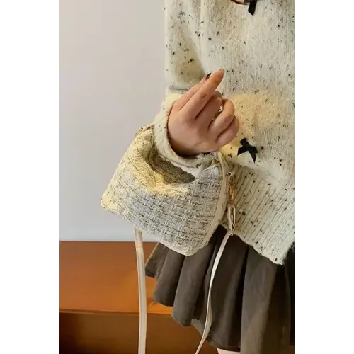 Elegant Tweed Shoulder Bags