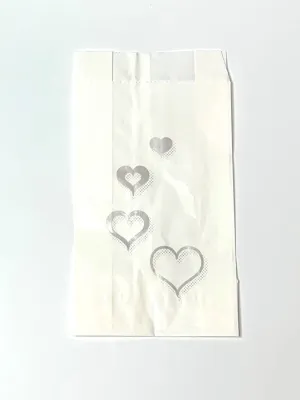 Greaseproof cake bags 50pk - Silver Hearts