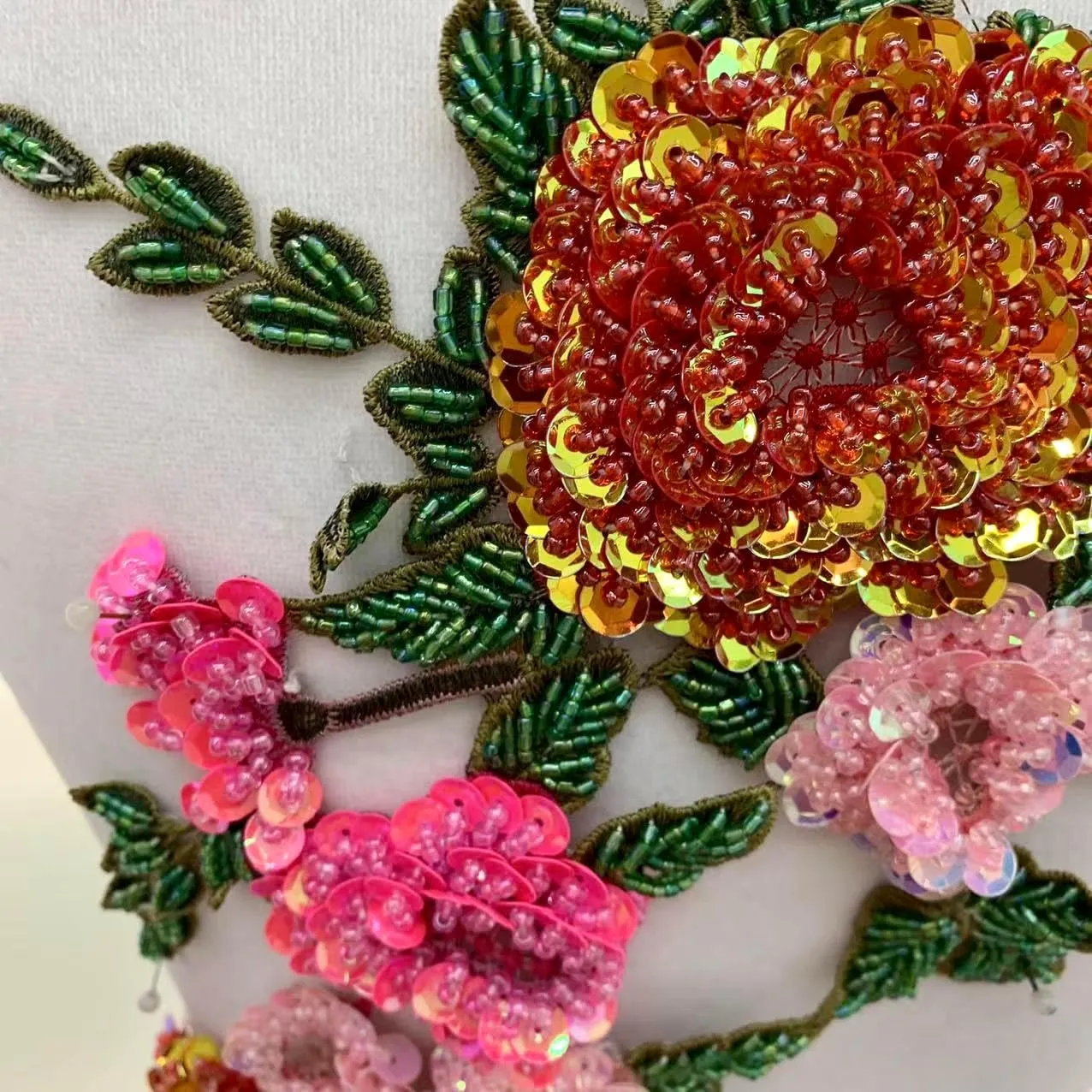 Handmade Flower Appliques, Sequin Flower Patches are Suitable for Clothing, Dresses, Wedding Dresses, Bags and Other DIY Decorative Accessories. (AB Flower-05)