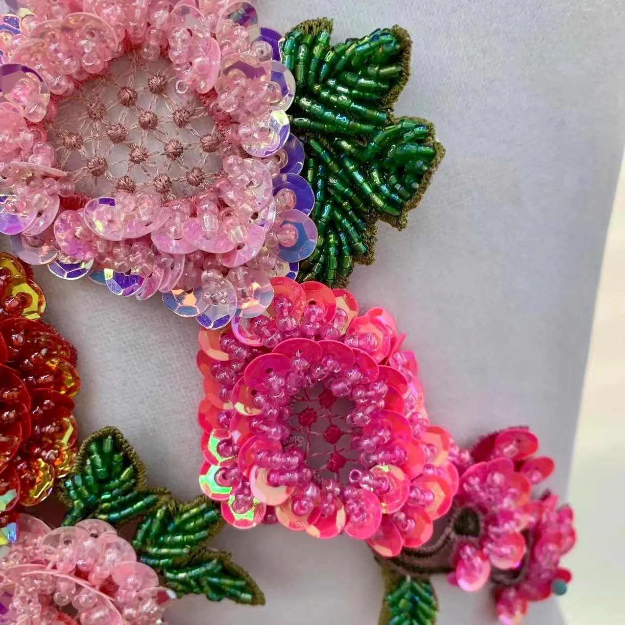 Handmade Flower Appliques, Sequin Flower Patches are Suitable for Clothing, Dresses, Wedding Dresses, Bags and Other DIY Decorative Accessories. (AB Flower-05)