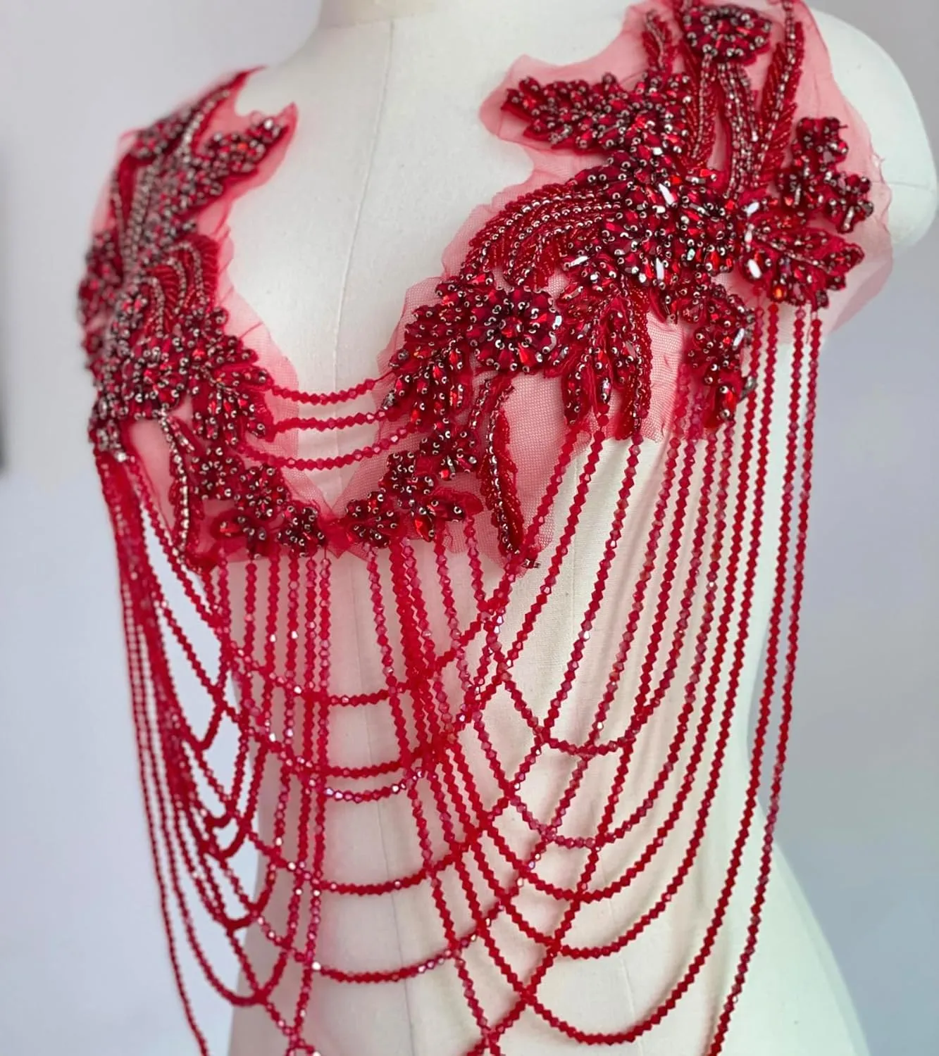 Handmade Tassel Rhinestone Applique,Rhinestone Bodice Applique,Red Rhinestone Applique for Dress Wedding Clothing Accessory Applique、Patch (Red)