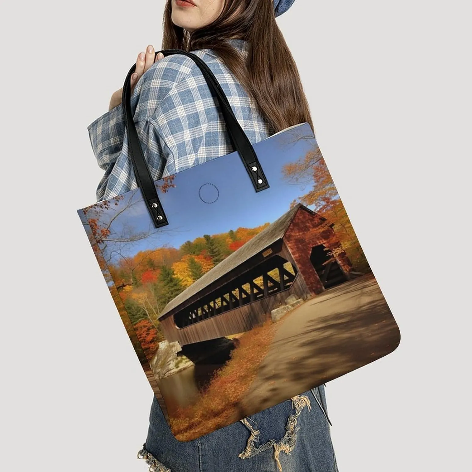 Leather Handbag for Women Tote Bag with Magnetic Buckle Patriotic Old Red Truck Crossbody Bag Shoulder Bag