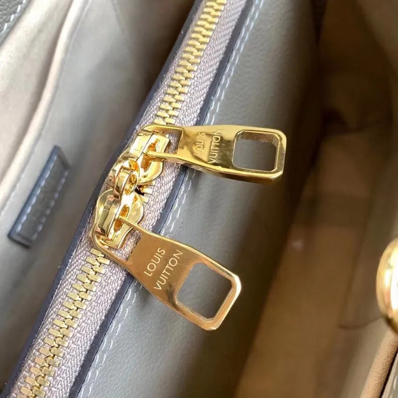 LOV2 Bags - Fashion Bags  1020