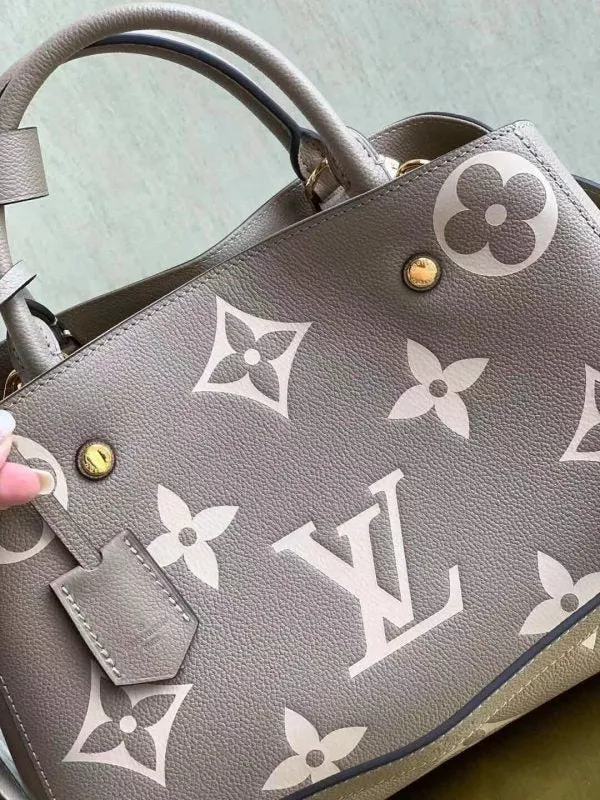 LOV2 Bags - Fashion Bags  1023