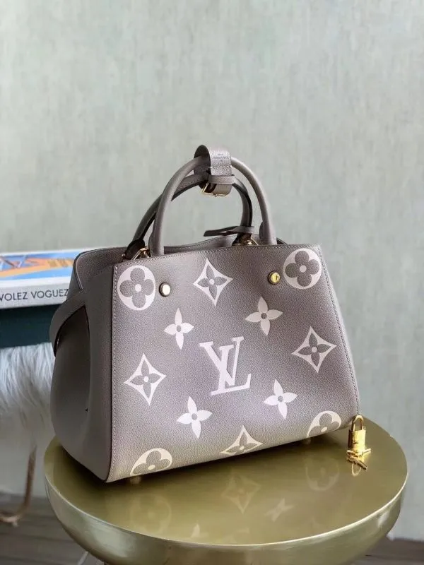 LOV2 Bags - Fashion Bags  1023