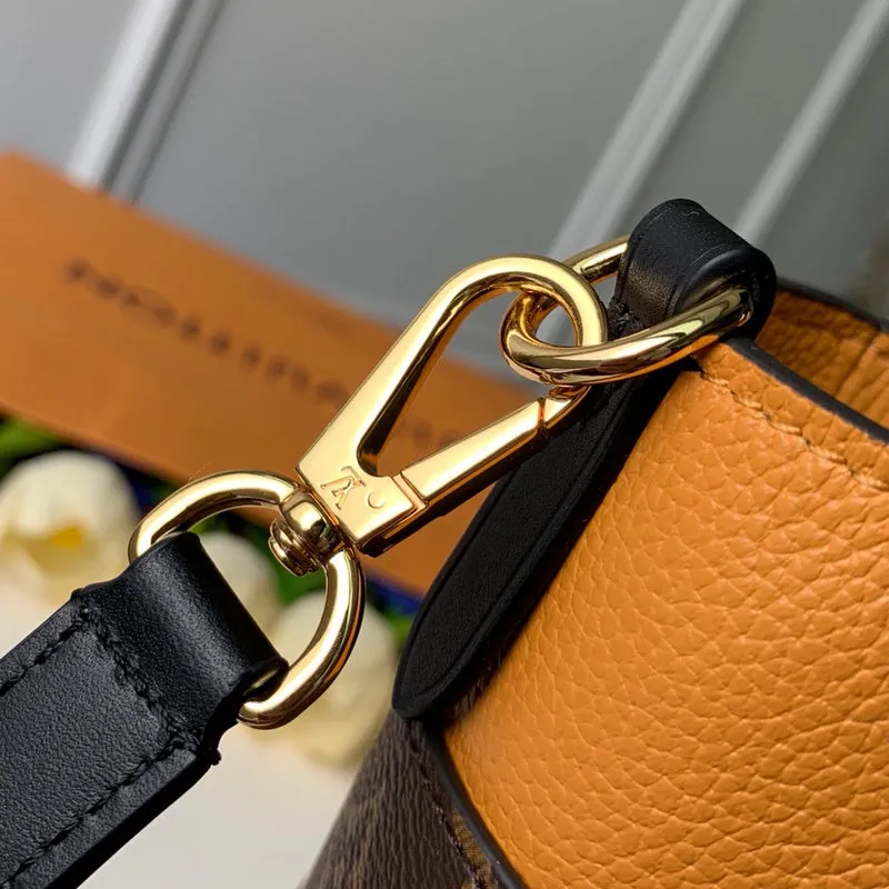 LOV2 Bags - Fashion Bags  1027