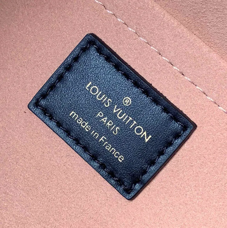 LOV2 Bags - Fashion Bags  1027