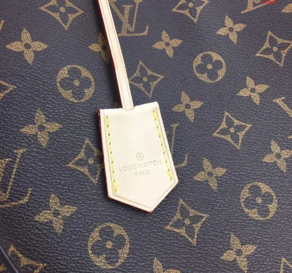 LOV2 Bags - Fashion Bags  1030