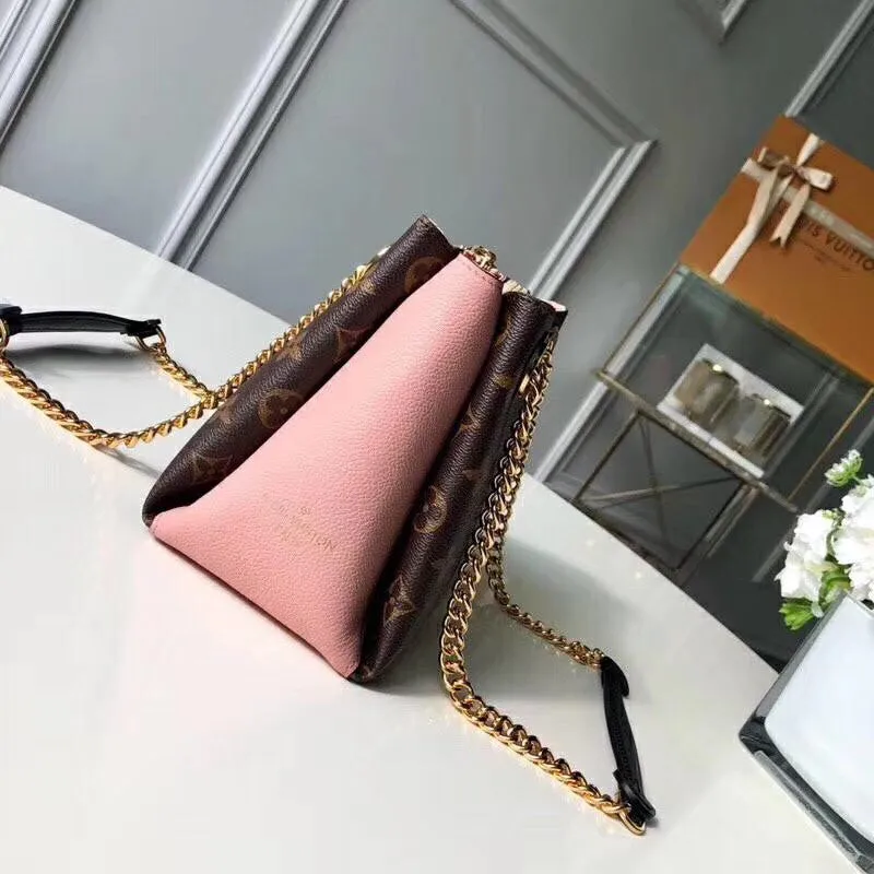 LOV2 Bags - Fashion Bags  1067