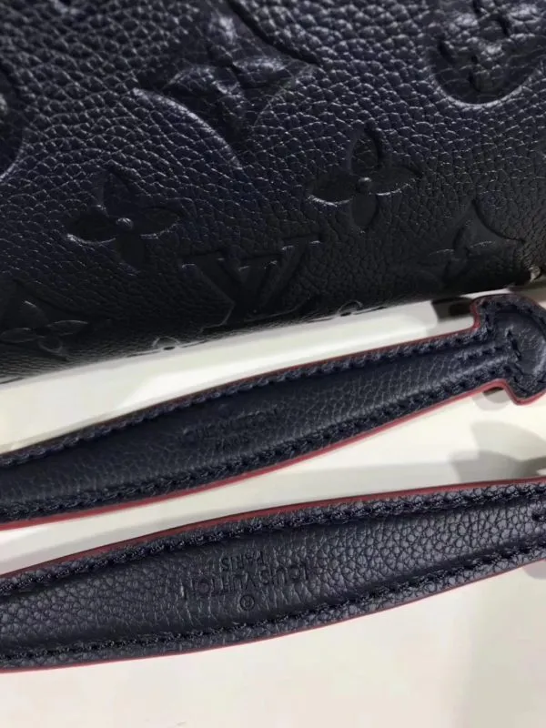 LOV2 Bags - Fashion Bags  1077