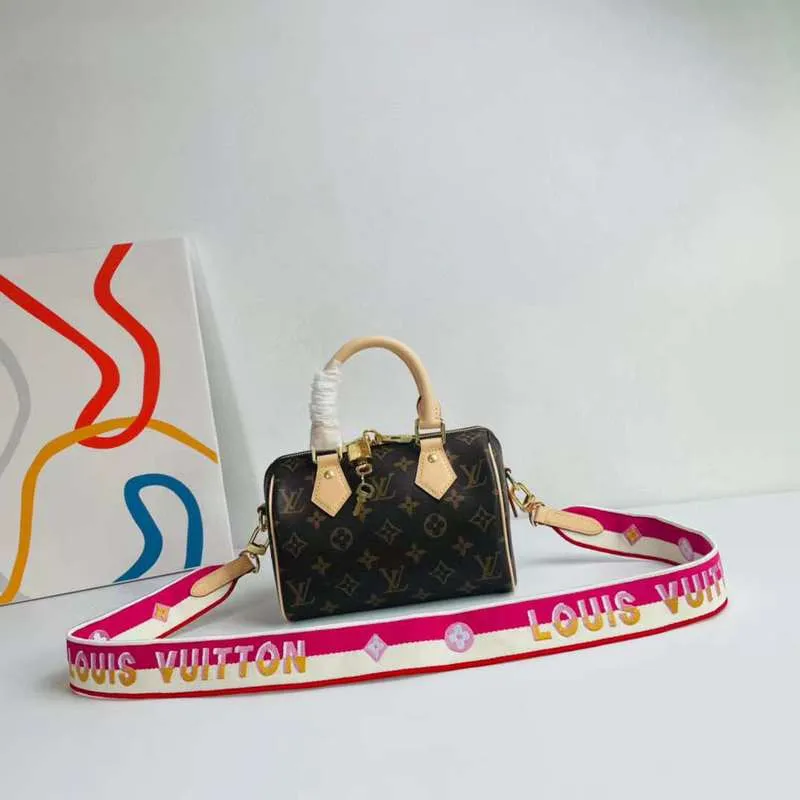 LOV2 Bags - Fashion Bags  1111