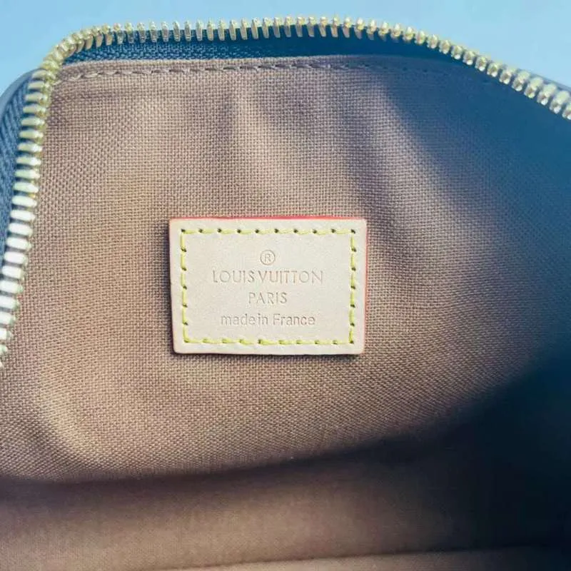 LOV2 Bags - Fashion Bags  1111