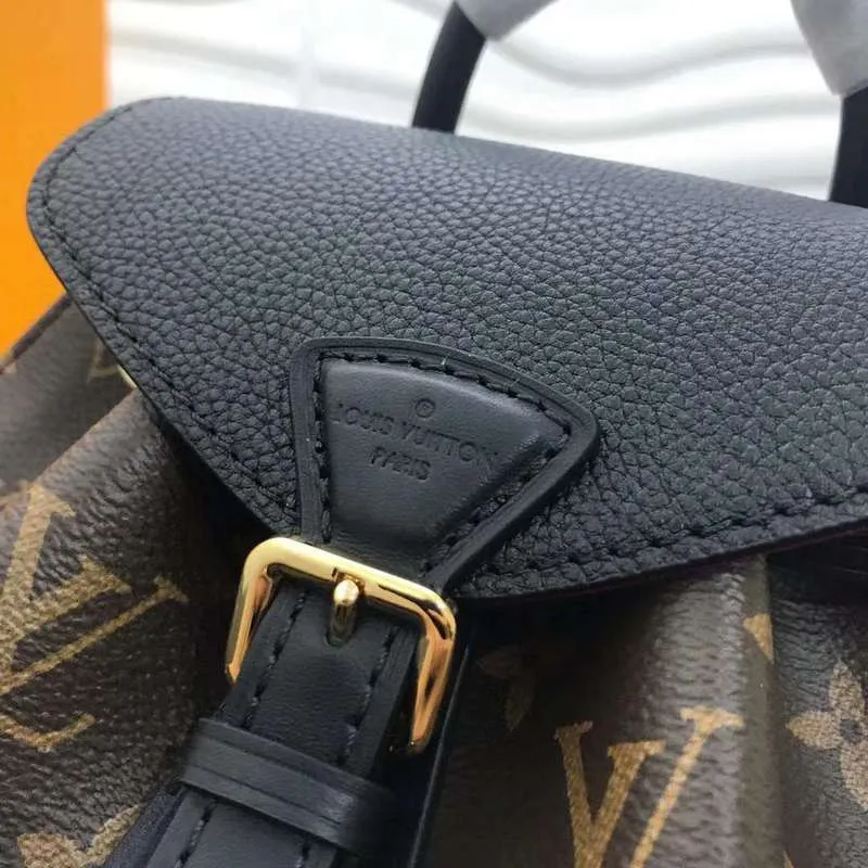 LOV2 Bags - Fashion Bags  1130