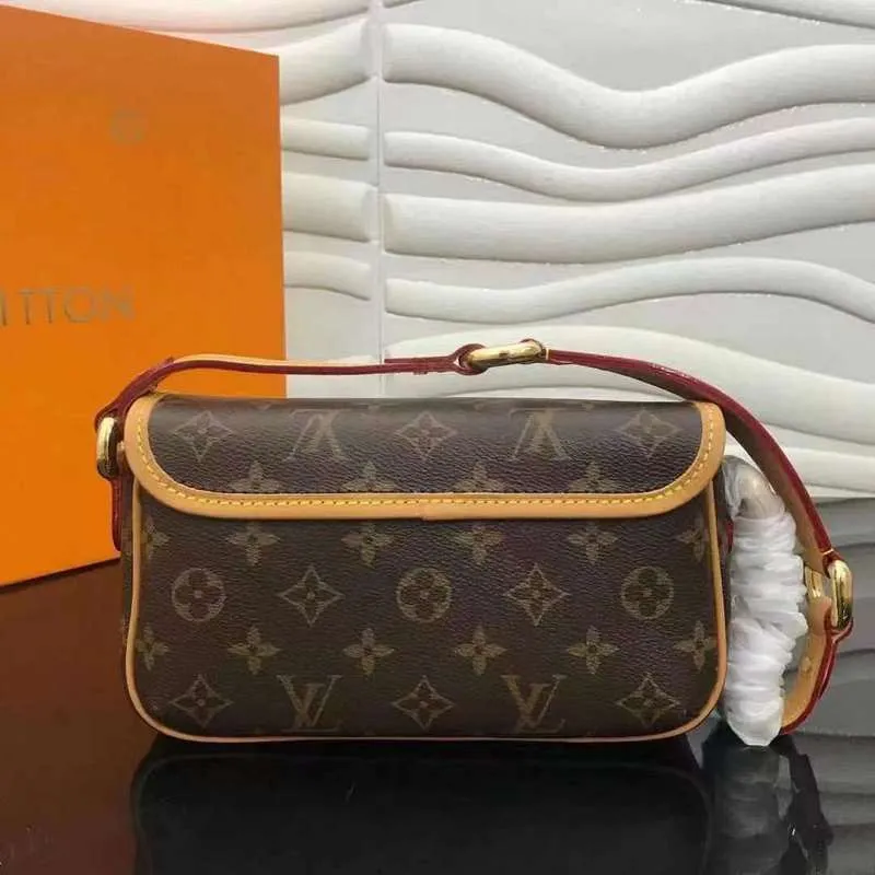 LOV2 Bags - Fashion Bags  1136