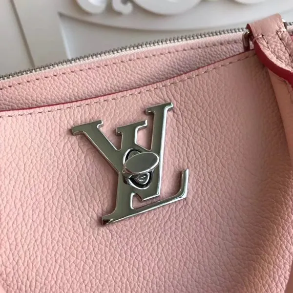 LOV2 Bags - Fashion Bags  1155