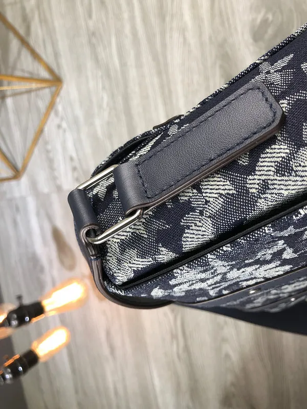 LOV2 Bags - Fashion Bags  1188