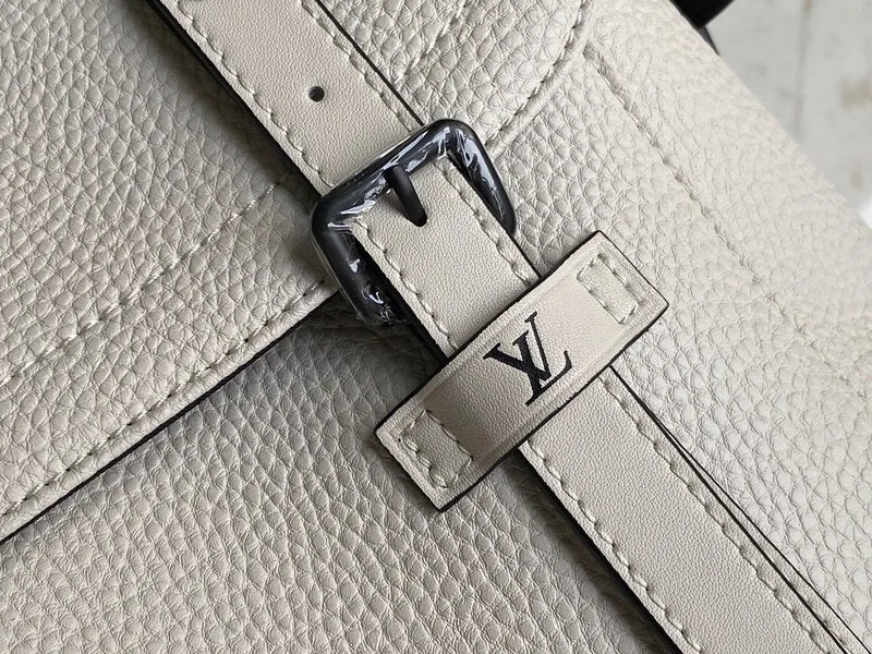LOV2 Bags - Fashion Bags  1210