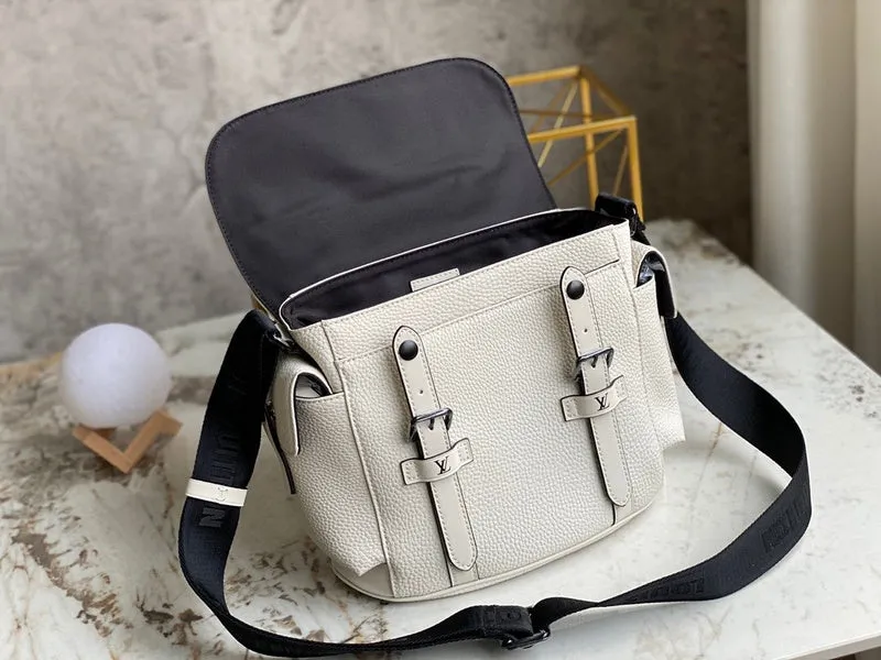 LOV2 Bags - Fashion Bags  1210