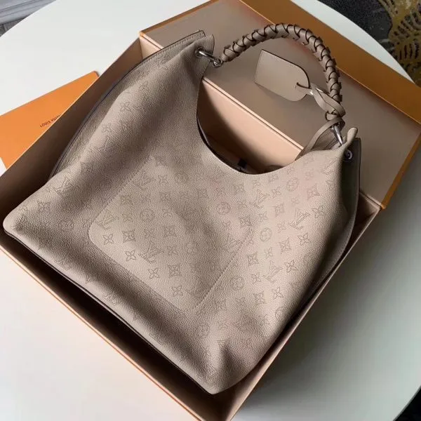 LOV2 Bags - Fashion Bags  1267