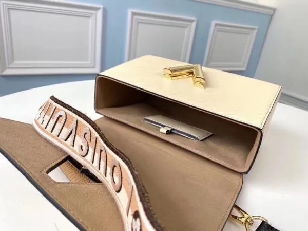 LOV2 Bags - Fashion Bags  1332