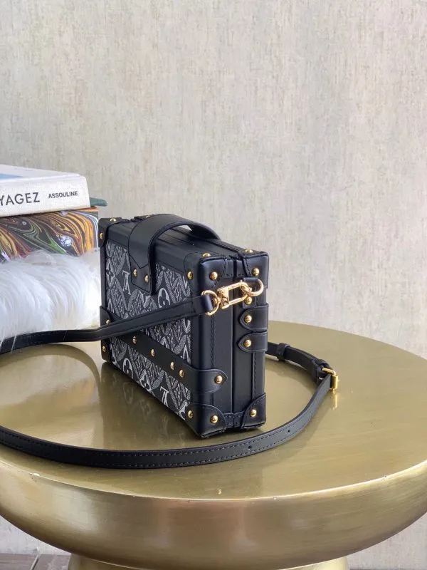 LOV2 Bags - Fashion Bags  1344