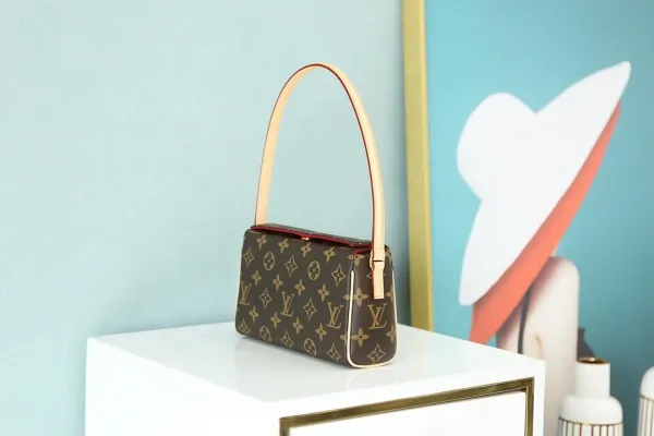 LOV2 Bags - Fashion Bags  1351