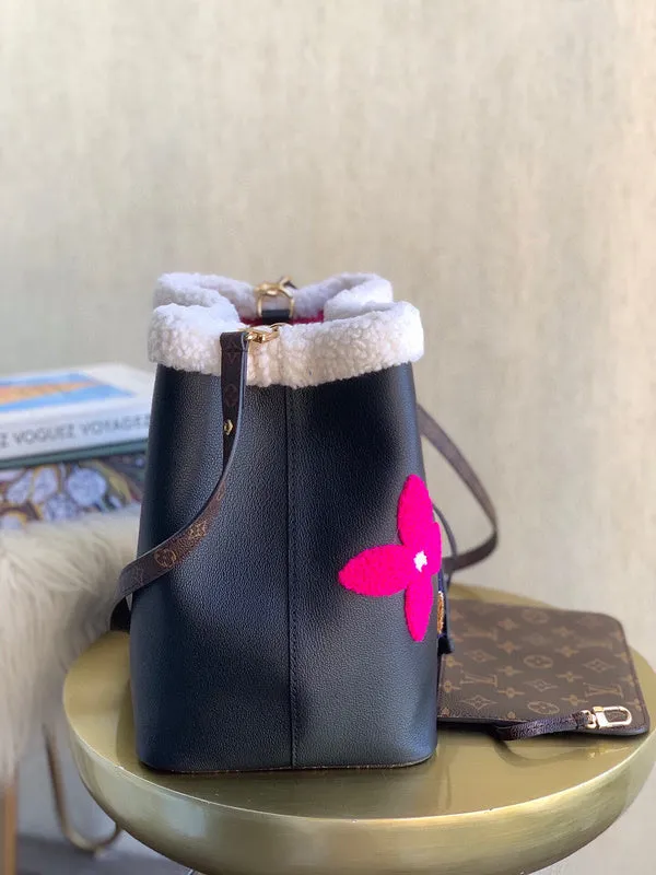 LOV2 Bags - Fashion Bags  1401