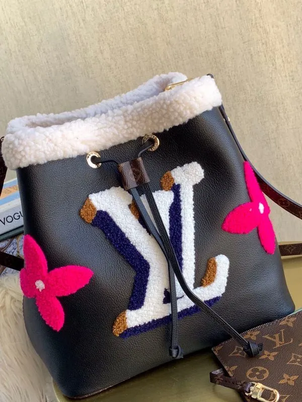 LOV2 Bags - Fashion Bags  1401