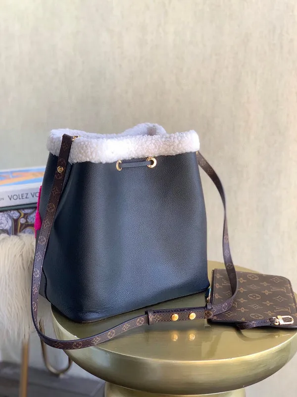 LOV2 Bags - Fashion Bags  1401
