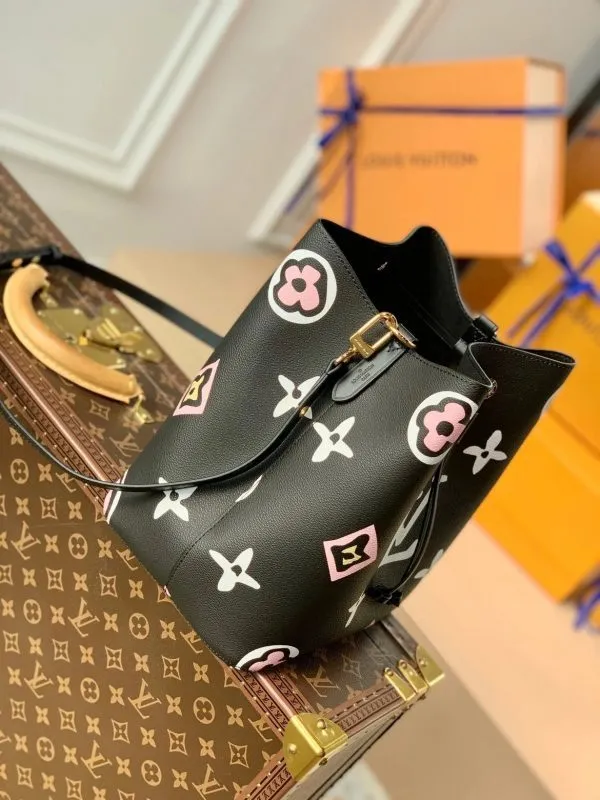 LOV2 Bags - Fashion Bags  1435