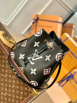 LOV2 Bags - Fashion Bags  1435