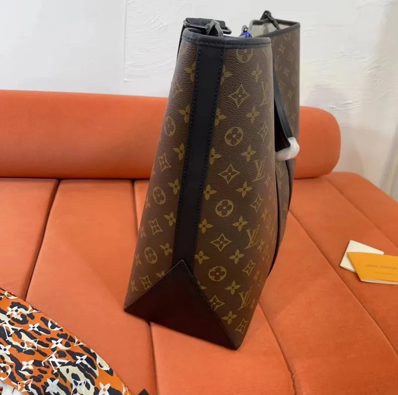 LOV2 Bags - Fashion Bags  1440