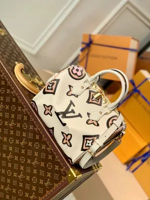 LOV2 Bags - Fashion Bags  1474