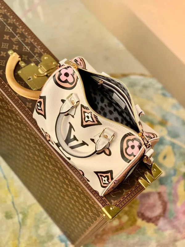 LOV2 Bags - Fashion Bags  1474