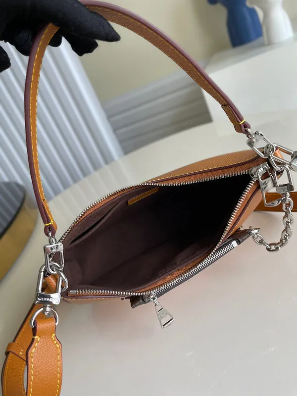 LOV2 Bags - Fashion Bags  1559
