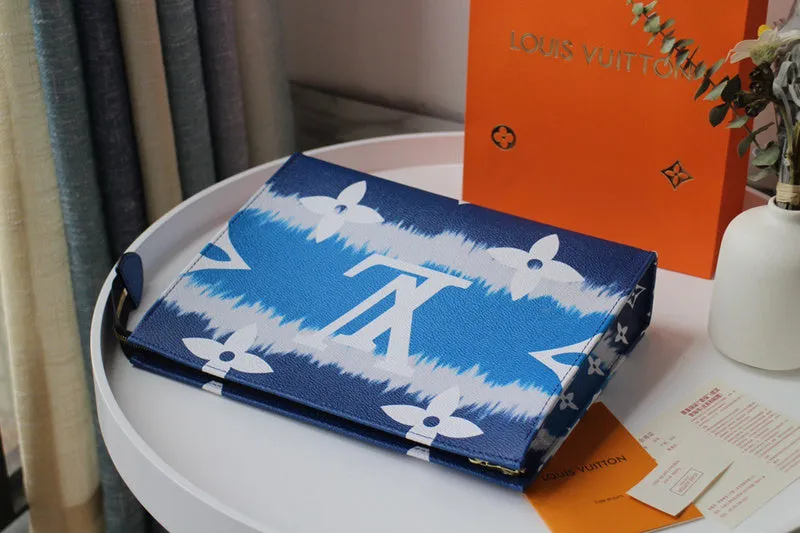 LOV2 Bags - Fashion Bags  1600