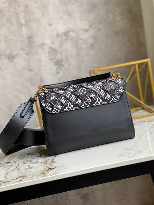 LOV2 Bags - Fashion Bags  1634