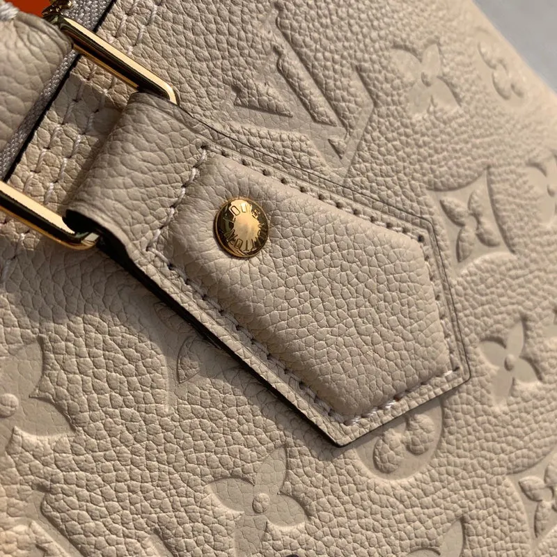 LOV2 Bags - Fashion Bags  1761