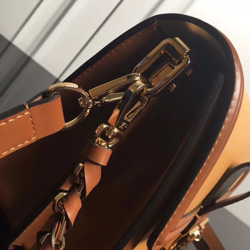 LOV2 Bags - Fashion Bags  1858