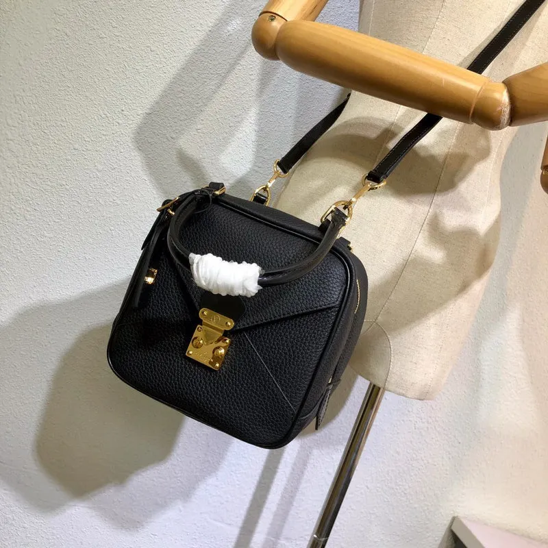 LOV2 Bags - Fashion Bags  1905
