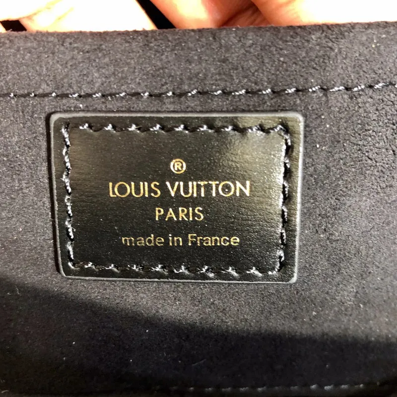 LOV2 Bags - Fashion Bags  1905