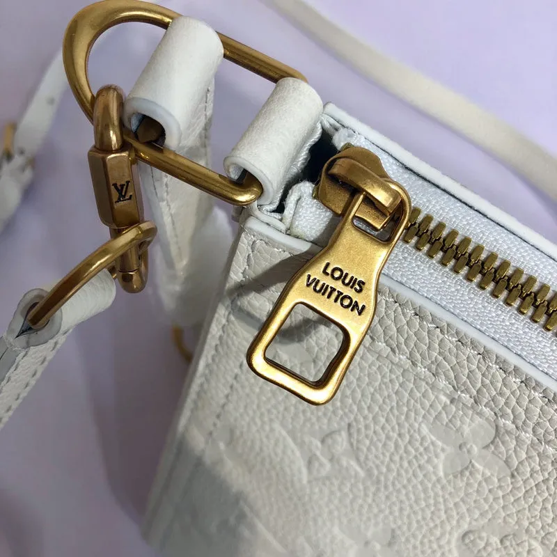 LOV2 Bags - Fashion Bags  1906