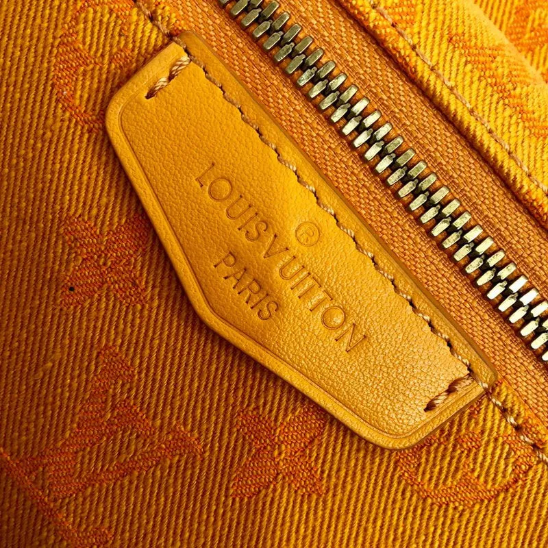 LOV2 Bags - Fashion Bags  2002