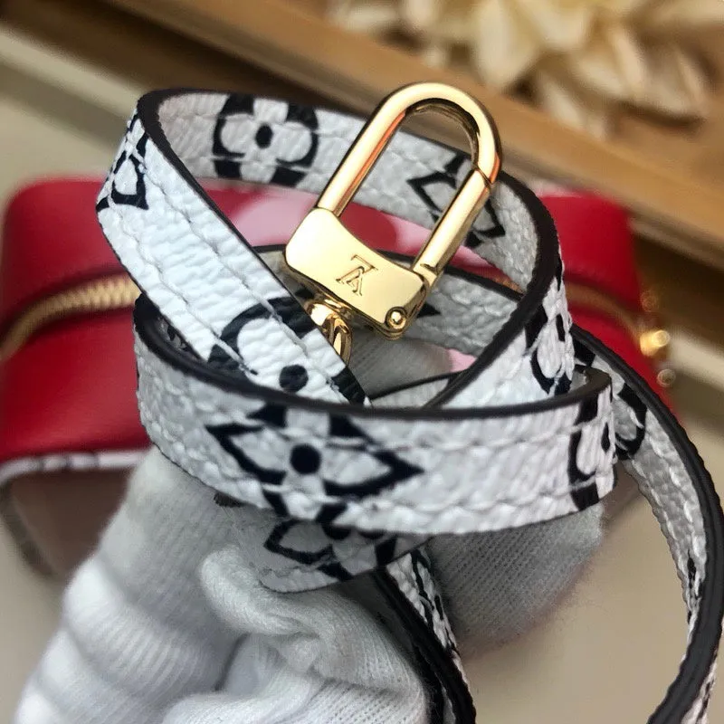 LOV2 Bags - Fashion Bags  2028